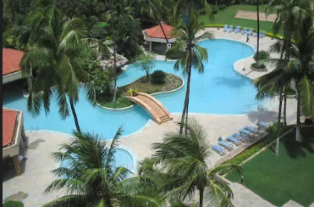 The Retreat Hotel & Convention Centre Bombay Extérieur photo